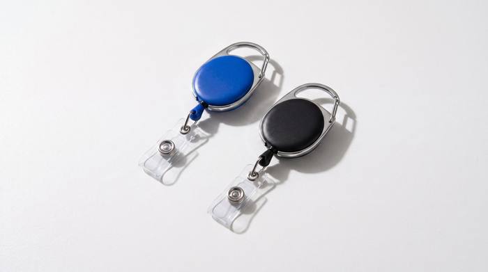 Retractable ID Card Holder